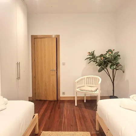 Unique Location - 130m2 & Garden Close To Museums * Bilbao