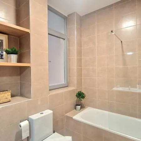 Unique Location - 130m2&garden Close To Museums *
