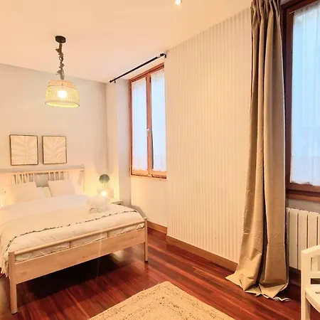 Unique Location - 130m2 & Garden Close To Museums *