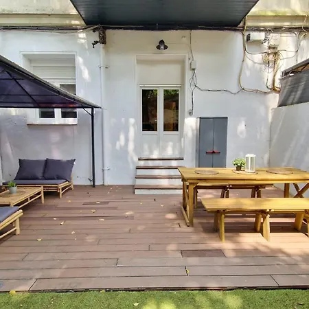 Unique Location - 130m2 & Garden Close To Museums 公寓