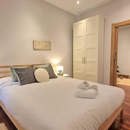 Unique Location - 130m2 & Garden Close To Museums 毕尔巴鄂