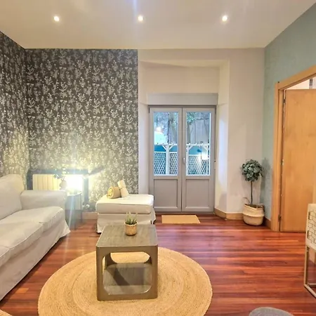 아파트 Unique Location - 130m2 & Garden Close To Museums